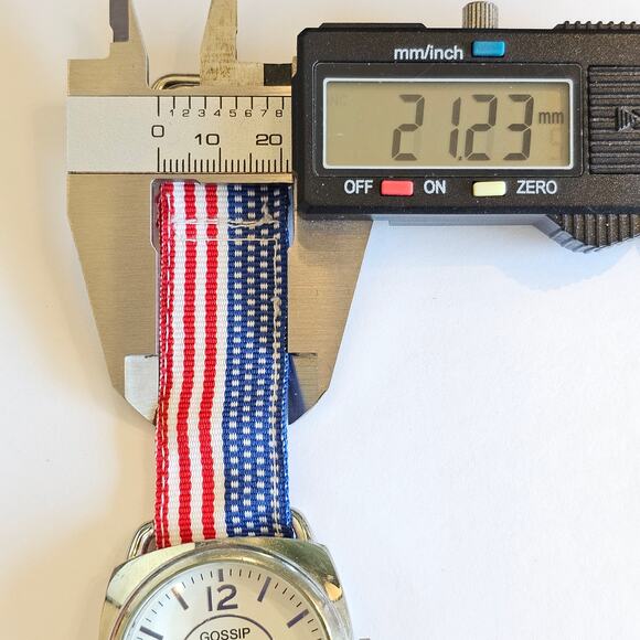 Gossip Quartz Watch White Dial 39mm Case Red White Blue Fabric Band Tested - Picture 5 of 15